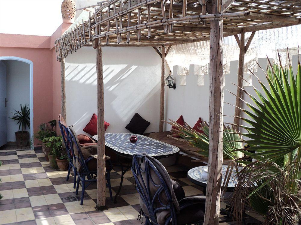 Riad Chakir Mogador เอสเซาอิรา ภายนอก รูปภาพ